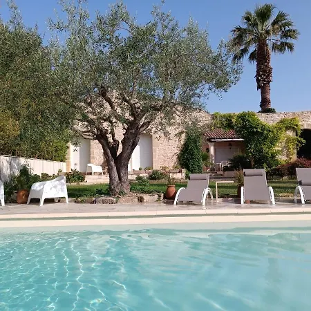 Maison De Charme - Marechalerie - Nimes Villa *