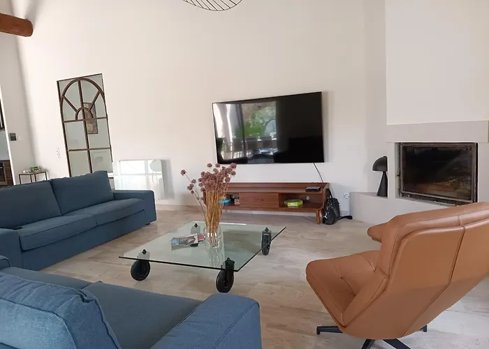 فيلة Maison De Charme - Marechalerie - Nimes Uchaud